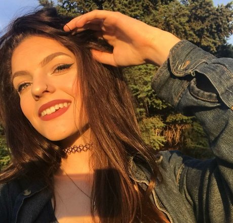 éjaculation pov onlyfans érotique gratuit galeries