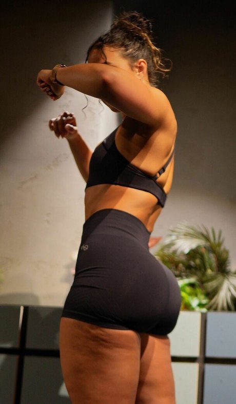 Alissa Oddo xxx étoile photo