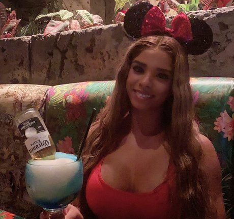 Renee Michelle étoile nue photo