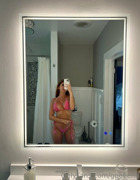 reine de pique onlyfans sexy belle image