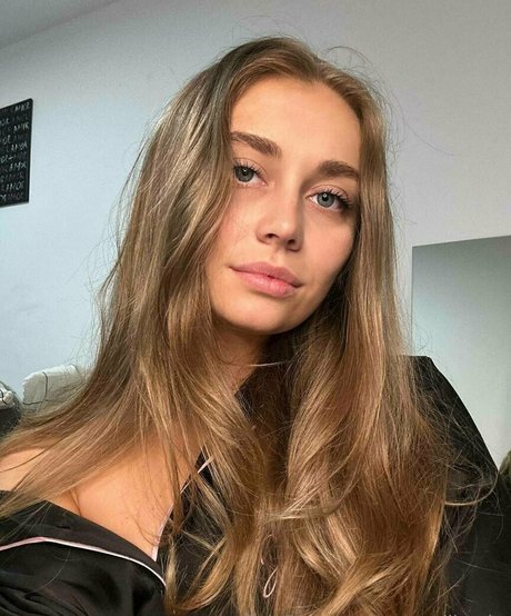 annamillervip étoile sexy image