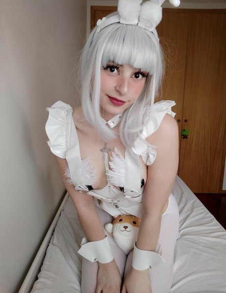 Bu Nezu modèle xxx des photos