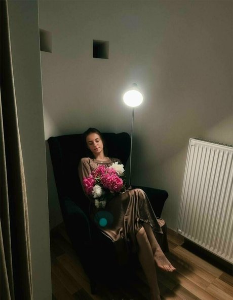 pom-pom girl asiatique onlyfans meilleur sexy img