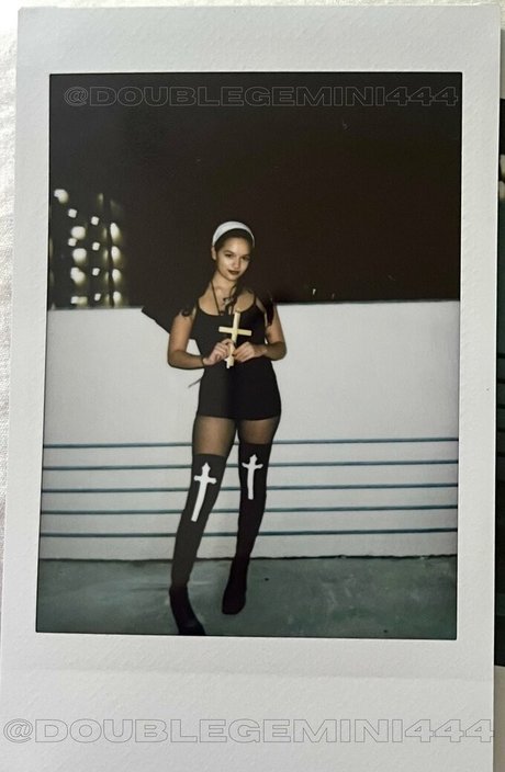 doublegemini444 modèle de haute qualité des photos