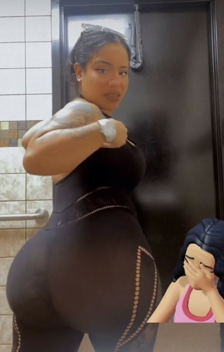 Nelsy Morales haut étoile photos