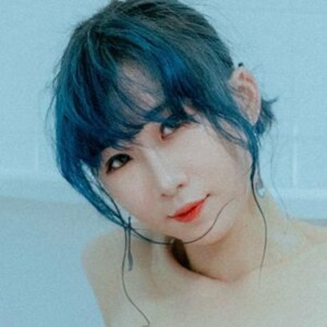 Ed Mosaic actrice images