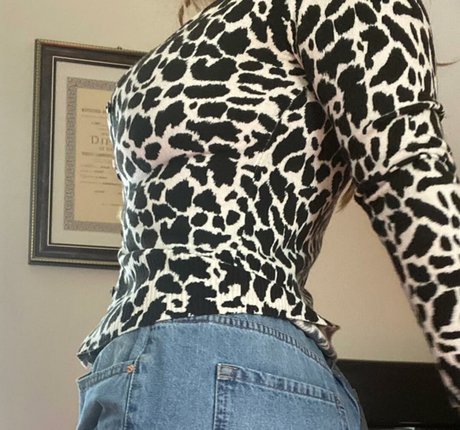 Elena Sophia Nicolosi actrice chaude images