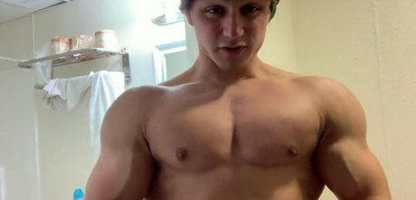 jamietylerflex star exclusive images