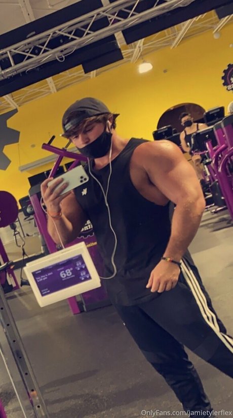 jamietylerflex modèle meilleur galeries