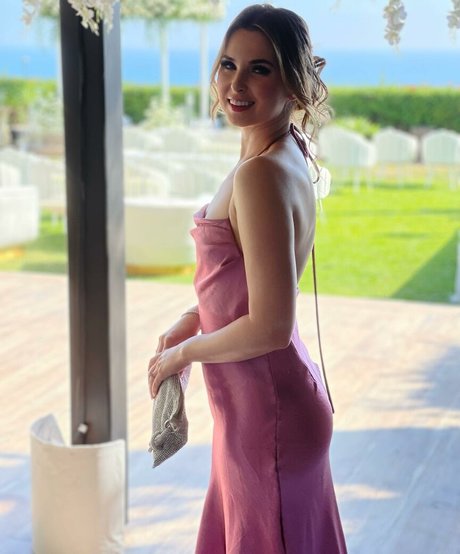 Kirsten Prout modèle adulte galerie