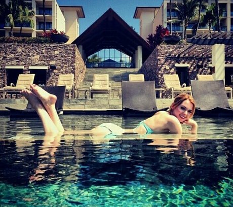 Kirsten Prout modèle sympa galerie