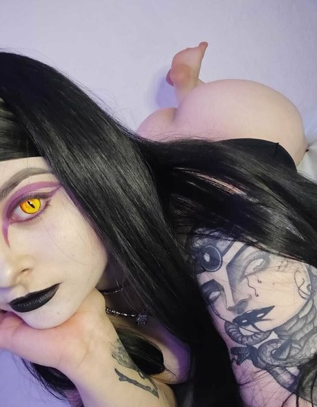 lucyskillsfree étoile xxx image