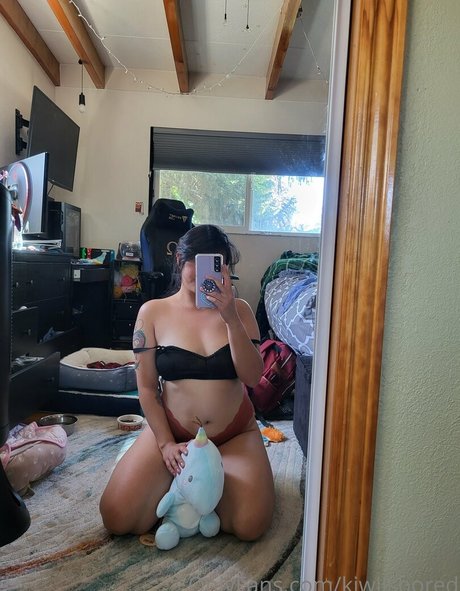 kiwiisbored actrice de sexe image