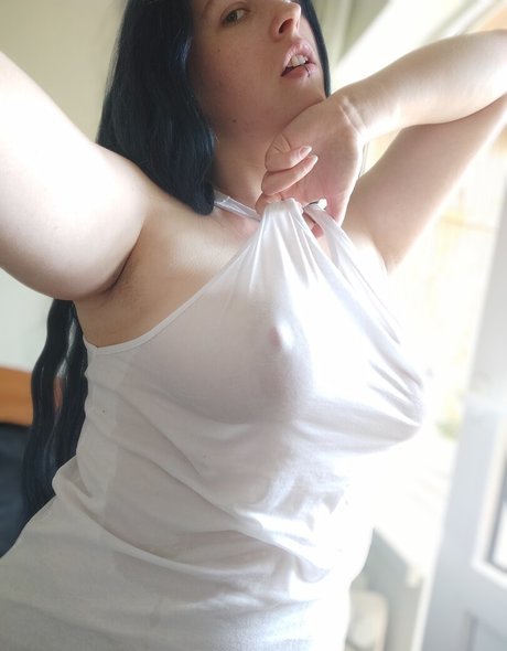 Jennybiatch star du porno en haute qualité galerie