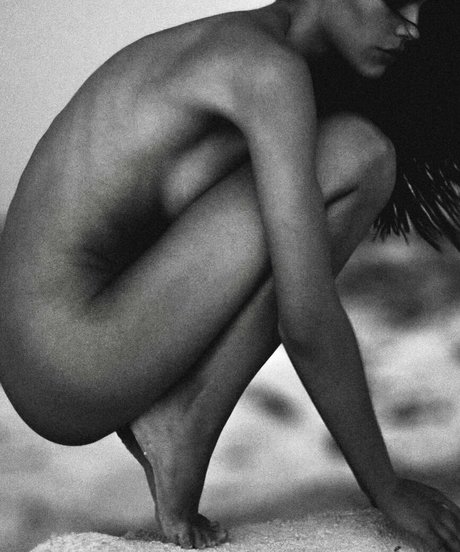 Ainhoa Larretxi modèle hd des photos