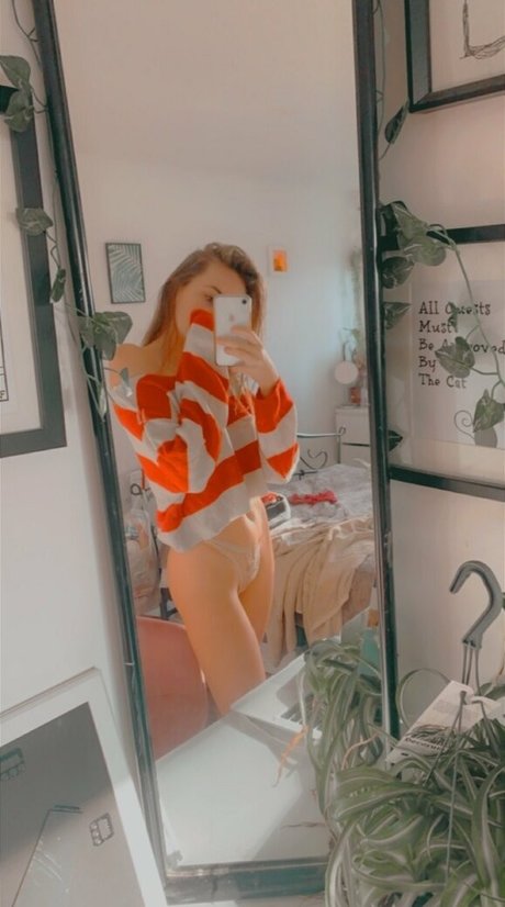 Ellierosek actrice exclusive des photos