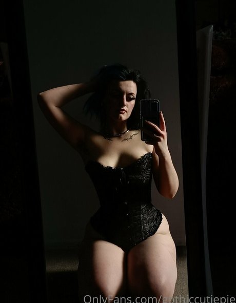 gothiccutiepie star du porno sympa photo