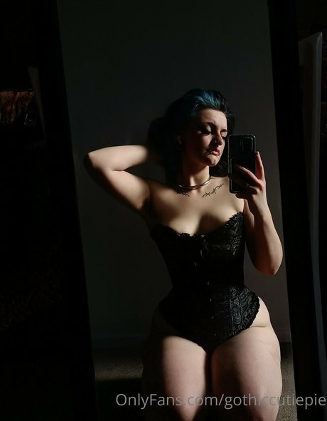 gothiccutiepie star du sexe image