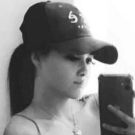 Clo Nicole star exclusive galerie