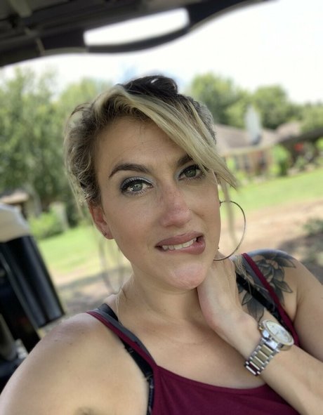 pom-pom girl nue onlyfans haute définition adulte images