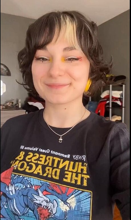 Casey Lee Williams star du porno en haute qualité photos