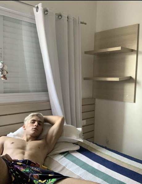 dieghodolttih étoile adulte archive