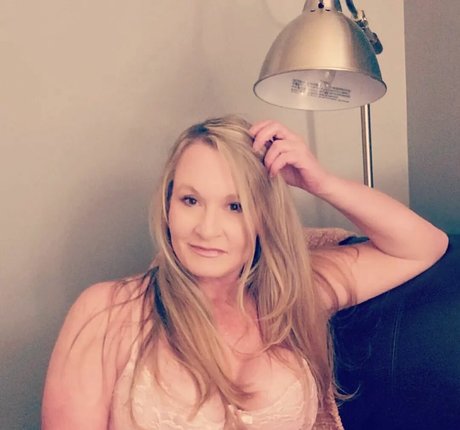 PerriPlays actrice xxx images