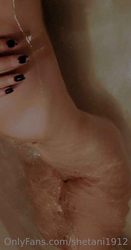 fans de salle de sport uniquement nus pornographiques image