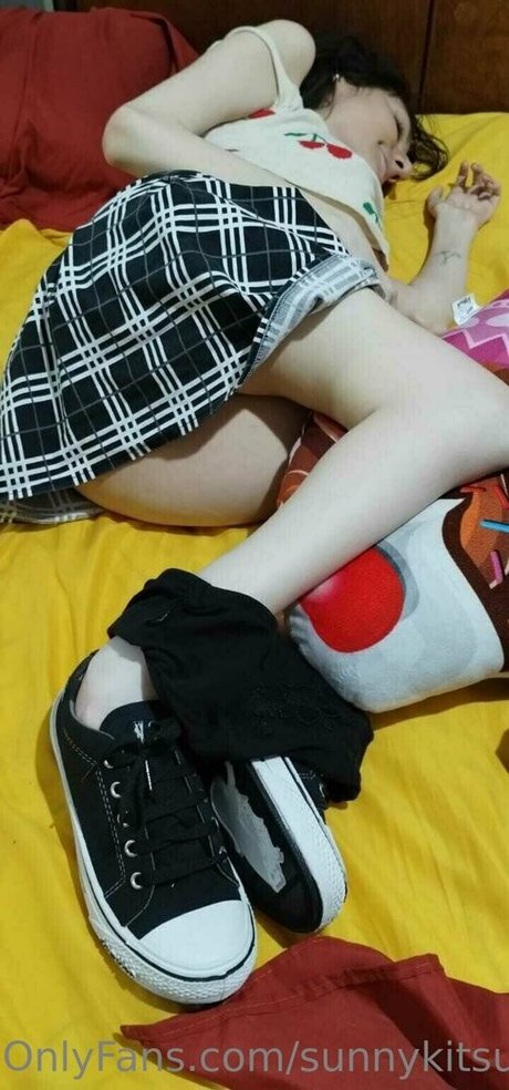 sunnykitsunexo actrice libre archive