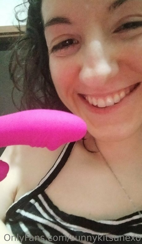 sunnykitsunexo star du porno hd archive