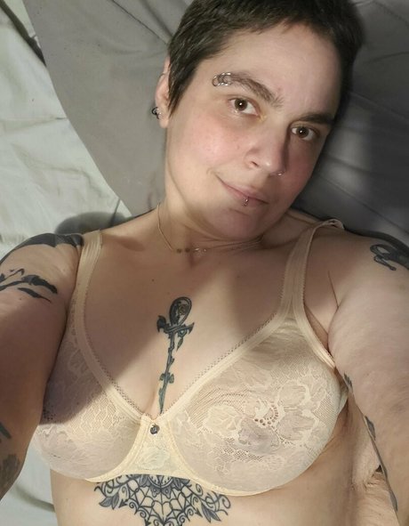 brihannafree modèle meilleur des photos