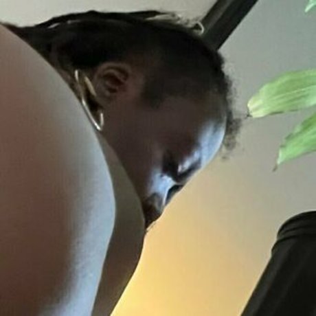 freethixen actrice érotique archive