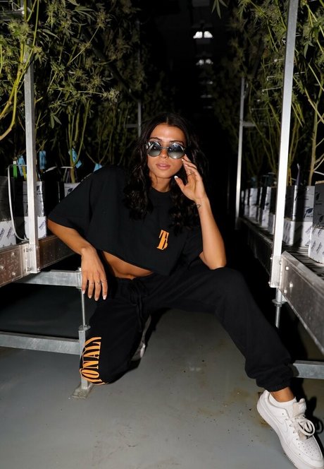 kristenheh actrice sexy image