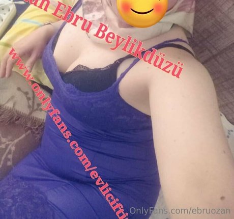 ebruozan modèle xxx archive