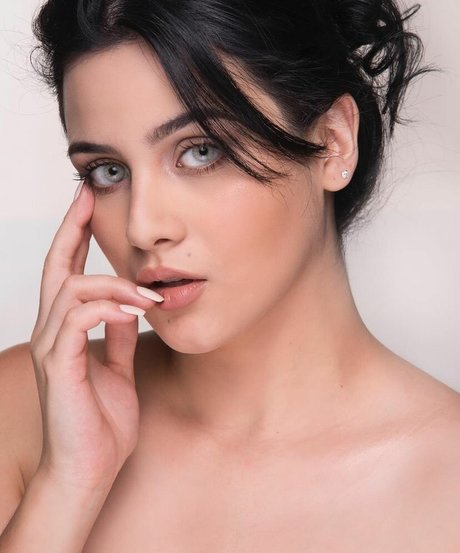 Paola Migliorini star pornographique img