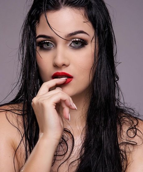 Paola Migliorini actrice porno galerie