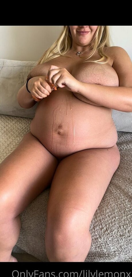 lilylemonx art star du porno photos