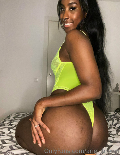 ariel brown nus star du porno des photos