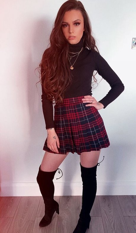 Cher Lloyd top star img