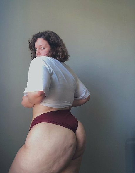 sweeet v free modèle artistique photos