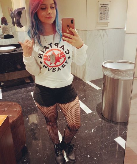 Jezz Angeles étoile de l'art collection