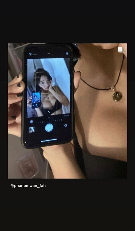 Phanomwan Chaiwayat actrice sexy img