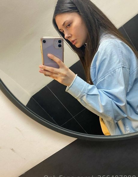 taste my nuts jolie actrice galerie