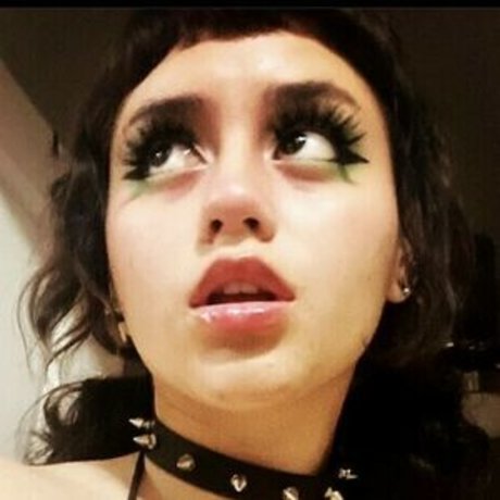 crosseyedivy beau modèle image