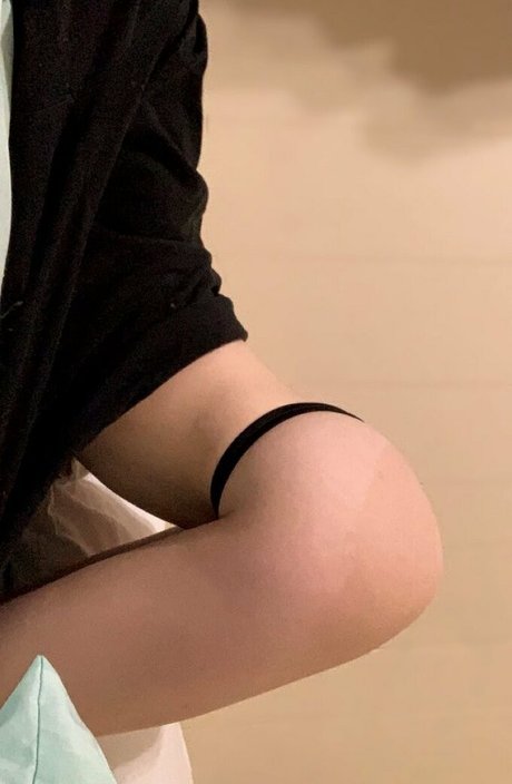 qiraanise étoile adulte images