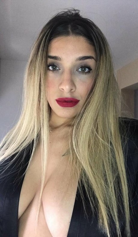 deniss98 star du porno de haute qualité archive