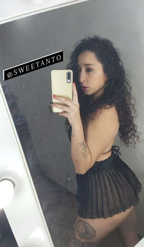 deniss98 modèles nus des photos