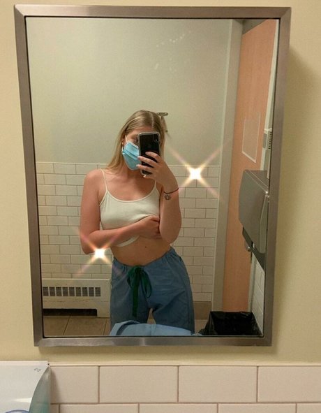 Momolit0 modèle de sexe galerie