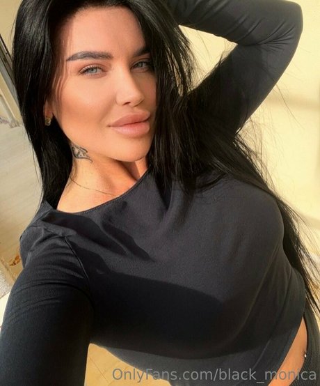 black monica actrice pornographique images