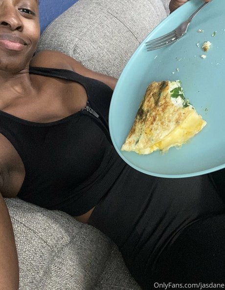 jasdane actrice sexy photo